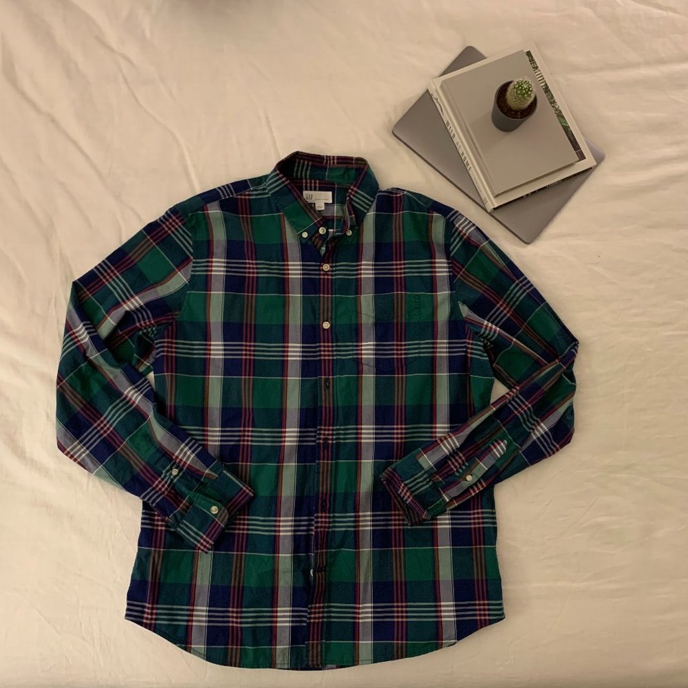 L Gap "Holiday" plaid button down